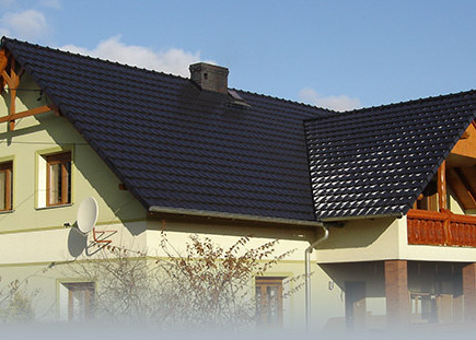 głęboko czarny szlachetny