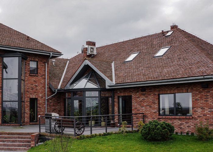 Realizacja dachówka ceramiczna ręcznie formowana